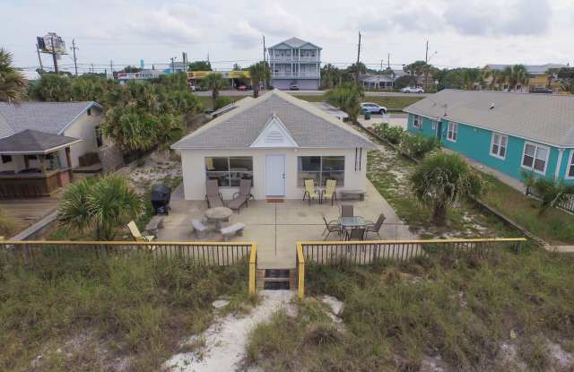 Charming Beach-Front 4bd Home photos photos