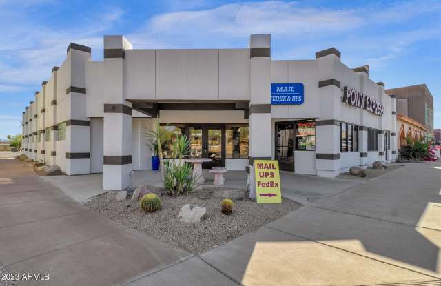 13235 N VERDE RIVER Drive N unit: 6 photos photos