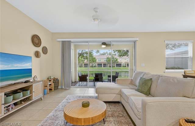 10825 Alvara Way photos photos