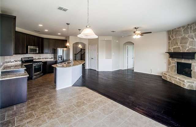 2416 Jill Creek Drive Gallery 4