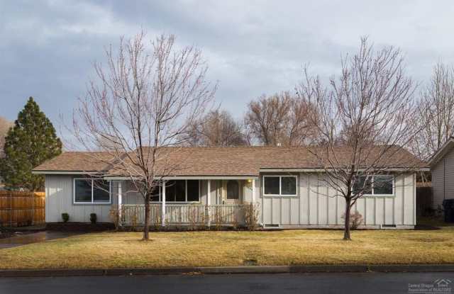 1444 NW Canyon Dr photos photos