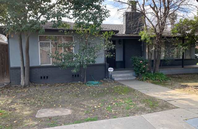 Three Weeks Free Rent - Beautiful Single Story Home Ready To Be Called Home! photos photos