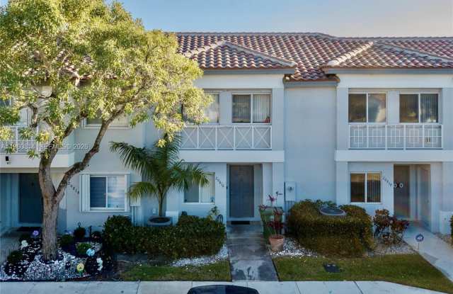 20816 NW 3rd Ln photos photos