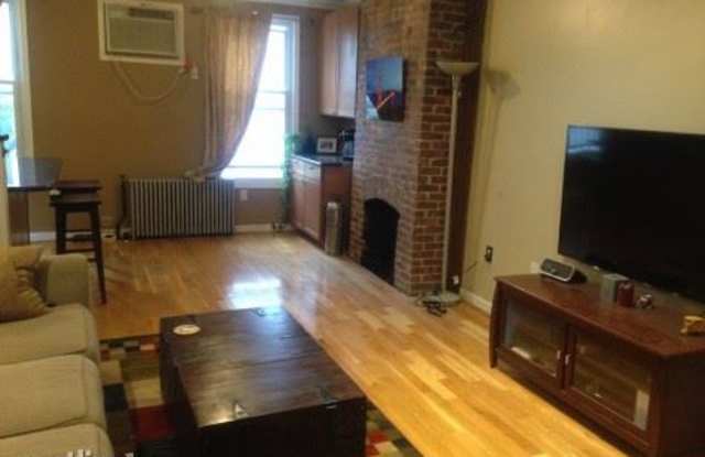 209 Adams St 5E Gallery 2