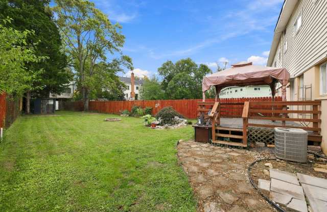 4230 Ardmore Place Gallery 3