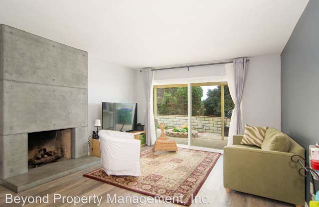 6749 Oleander Way Gallery 3