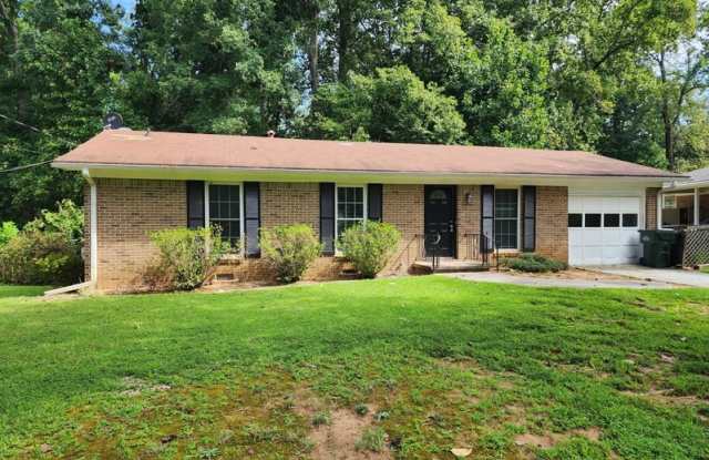 829 East Glochester Place Northwest Gallery 1
