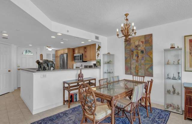 2700 Ocean Drive Gallery 4