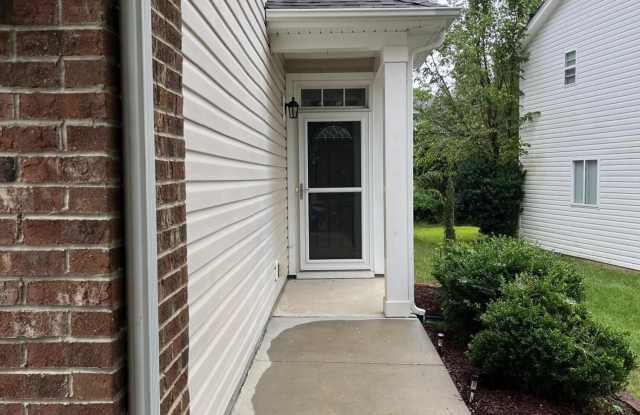 2017 Remington Oaks Circle Gallery 3