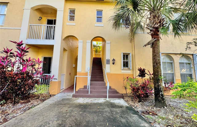 120 Jacaranda Country Club Dr photos photos