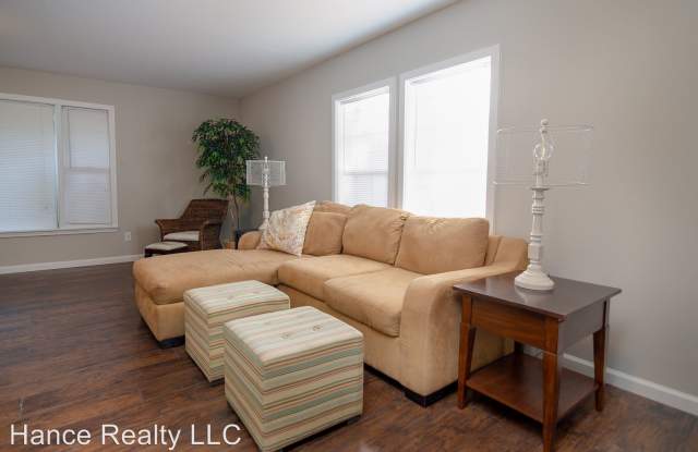 1539-Lee Hall Gallery 4