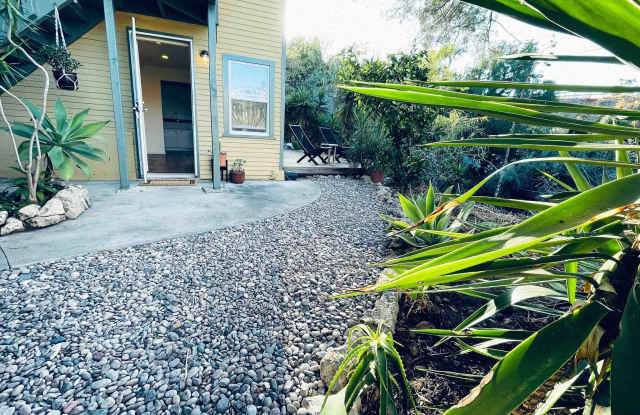 1523 31st Street photos photos