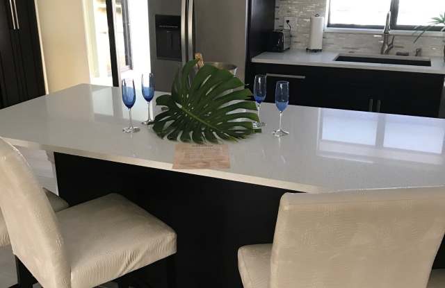 381 Southeast 16th Avenue photos photos