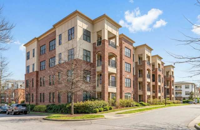 Luxurious 2BR Condo with Fantastic Upgrades! Pet friendly! photos photos