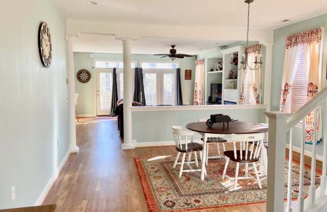 1100 Hawksworth Court Gallery 3