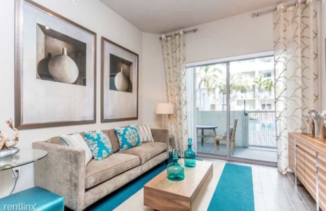 9441 W Kendall Dr - 9441 North Kendall Drive, Kendall, FL 33173
