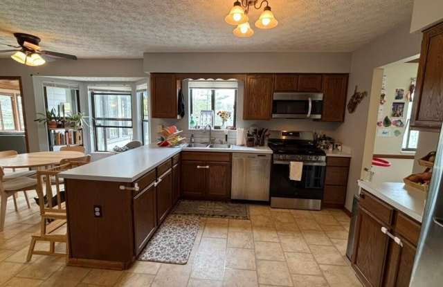 615 Ozem Gardner Way photos photos