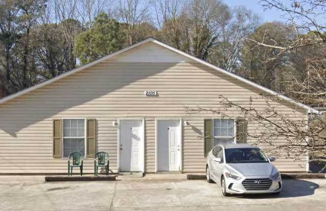 2105 Southern Street NE photos photos