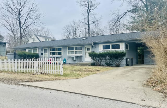 1904 East Maxwell Lane - 1904 East Maxwell Lane, Bloomington, IN 47401