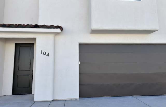 184 N 2480 W photos photos