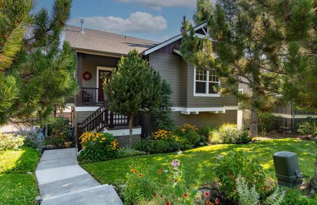 Incredible location for this 30-day minimum stay Redmond two-bedroom + high level office home. Located in a quiet cul-de-sac in SW Redmond, this home is conveniently located. photos photos