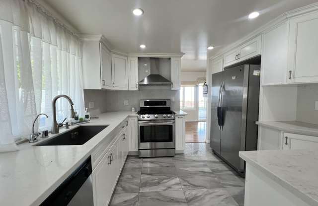 3587 Sweetwood Street Gallery 1