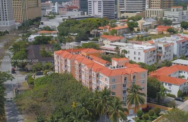 1 Alhambra Cir photos photos