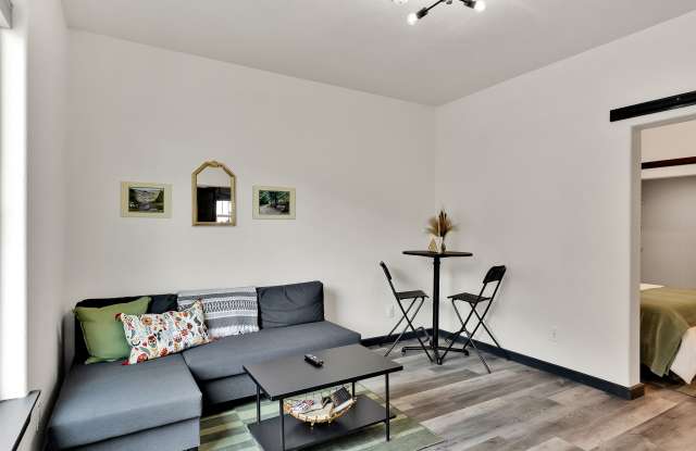 902 Residence Street photos photos