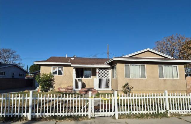 18749 Lemay photos photos