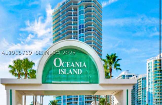 16500 Collins Ave photos photos