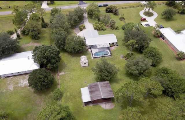 17621 Oak Creek Road photos photos
