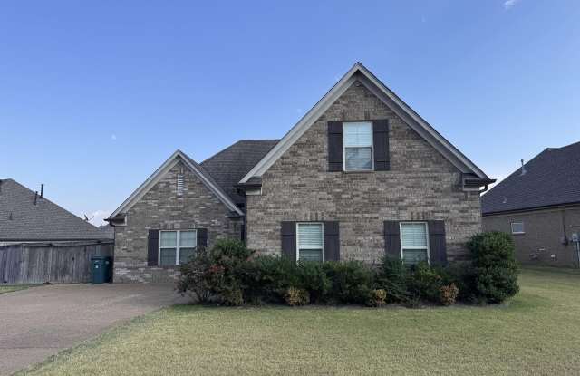3812 Champion Hills Drive - 3812 Champion Hills Drive, Southaven, MS 38672
