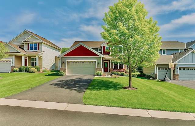 Beautifully Spacious 4bed 3.5bath Home, in Prime Chanhassen Neighborhood. photos photos
