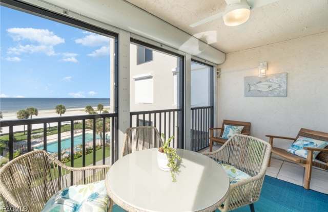 2810 Estero Boulevard unit: 511 photos photos