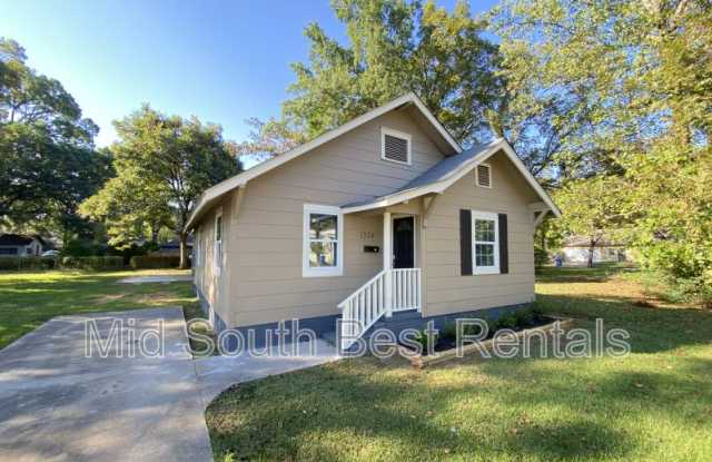 1514 W 16th St photos photos