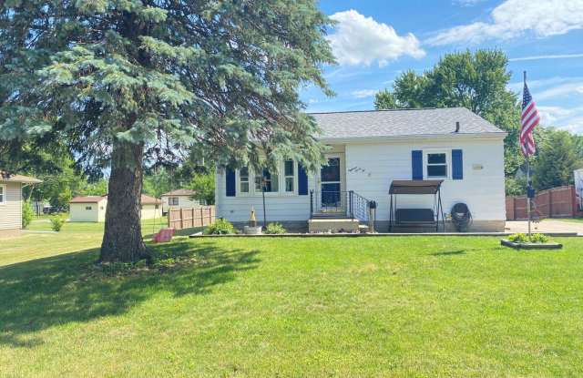 COMING SOON! - 1832 Lorraine Avenue, Waterloo, IA 50702