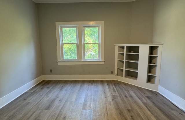 94 Old Lanvale Road Northeast - 2 Gallery 3
