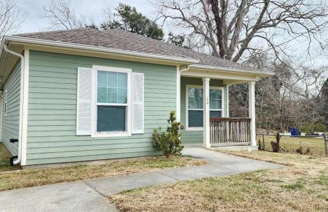 20 Louisiana Street - 20 Louisiana Street, Texas City, TX 77591