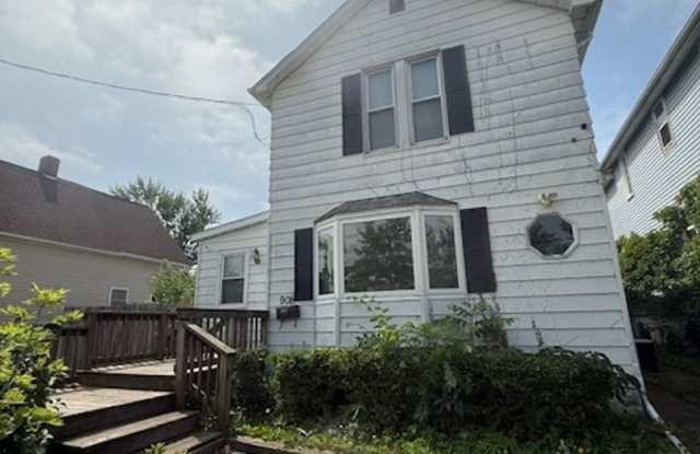 3 Bedroom / 2 Bathroom House in Peoria photos photos
