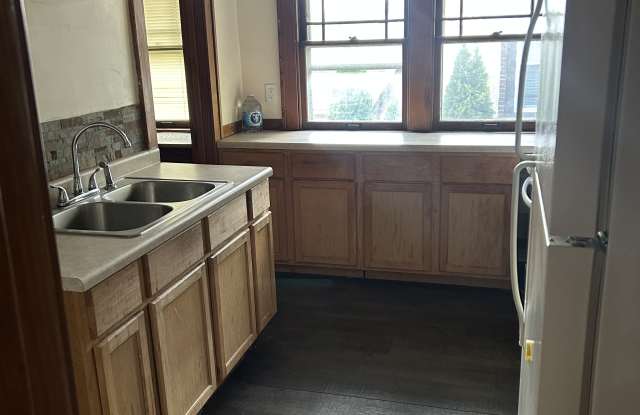 16 Manor Court Gallery 2