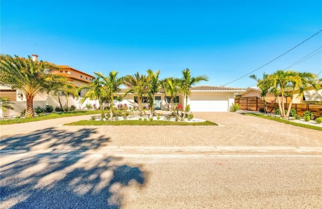 368 41ST AVENUE - 368 41st Avenue, St. Pete Beach, FL 33706