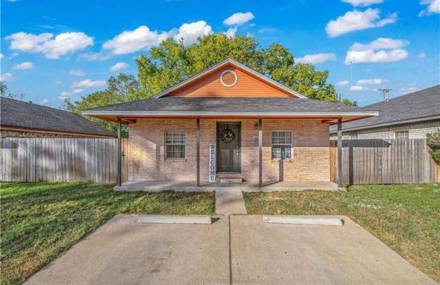 302 West 23rd Street - 302 West 23rd Street, Bryan, TX 77803