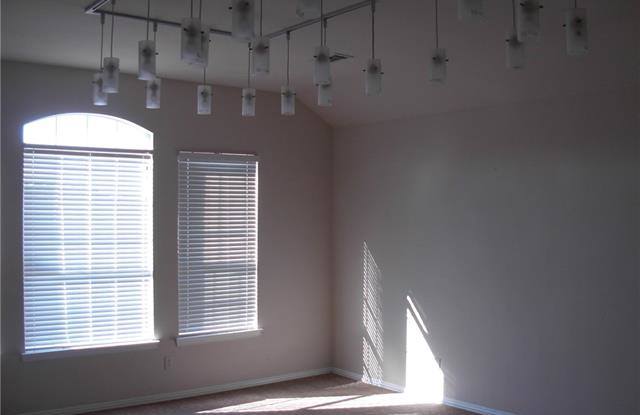 4609 Blue Mesa Lane Gallery 2