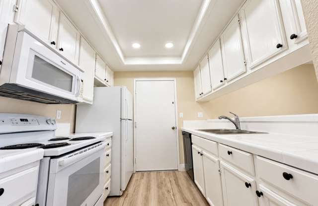 Union City condo is beautiful inside, has 2 car garage. Gallery 3