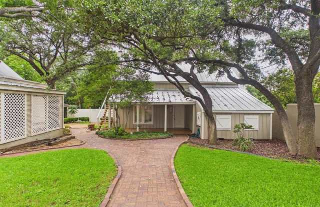 104 N Elk St photos photos