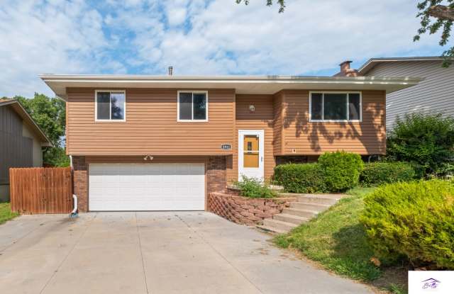 WELCOME HOME! photos photos WELCOME HOME! photos photos