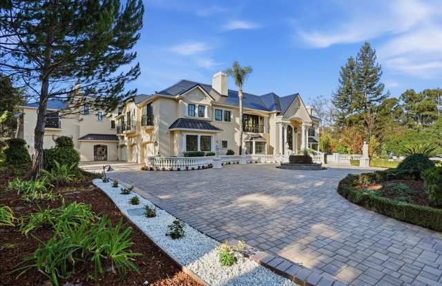 Luxury 10 Bedrooms, 9 Bathroom Estate for Lease in Los Gatos Gallery 4