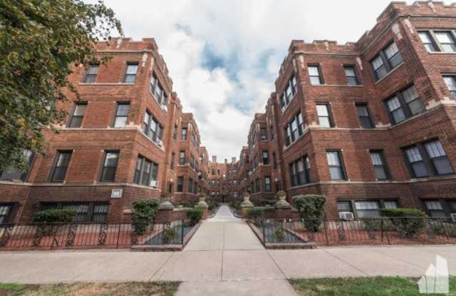 4419 North Wolcott Ave. photos photos