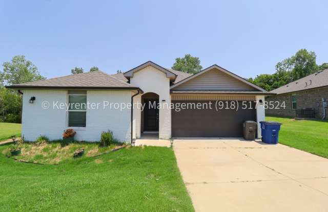 Beautifully Updated 4Bed/2Bath Home, Backs Up to Greenbelt! photos photos