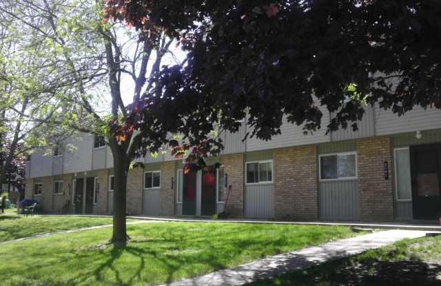 9121 Brookside Drive photos photos